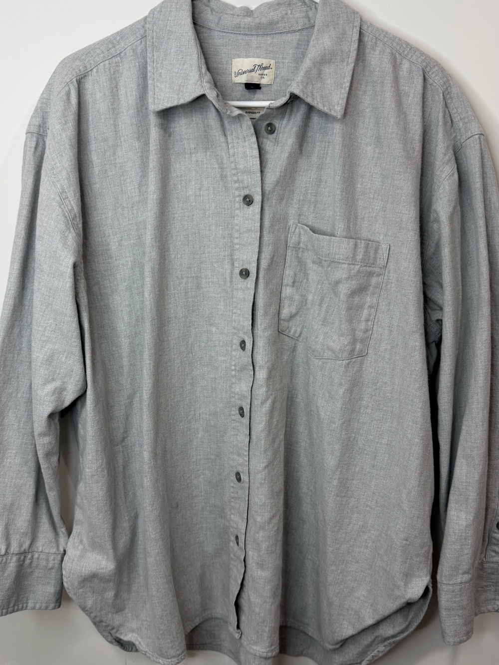 Universal Thread Light Gray Oversized Button-Down Shirt - Picture 2 of 5
